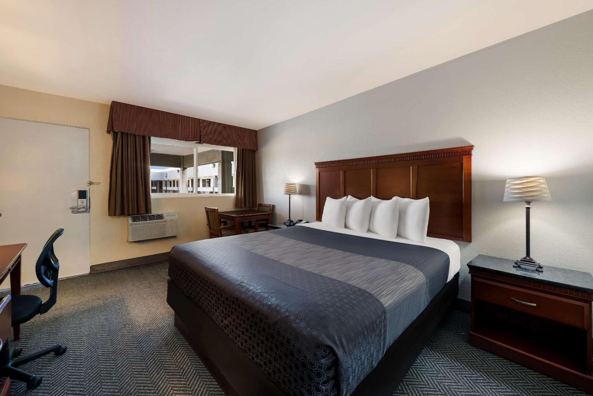 Rodeway Inn South San Francisco Airport Экстерьер фото