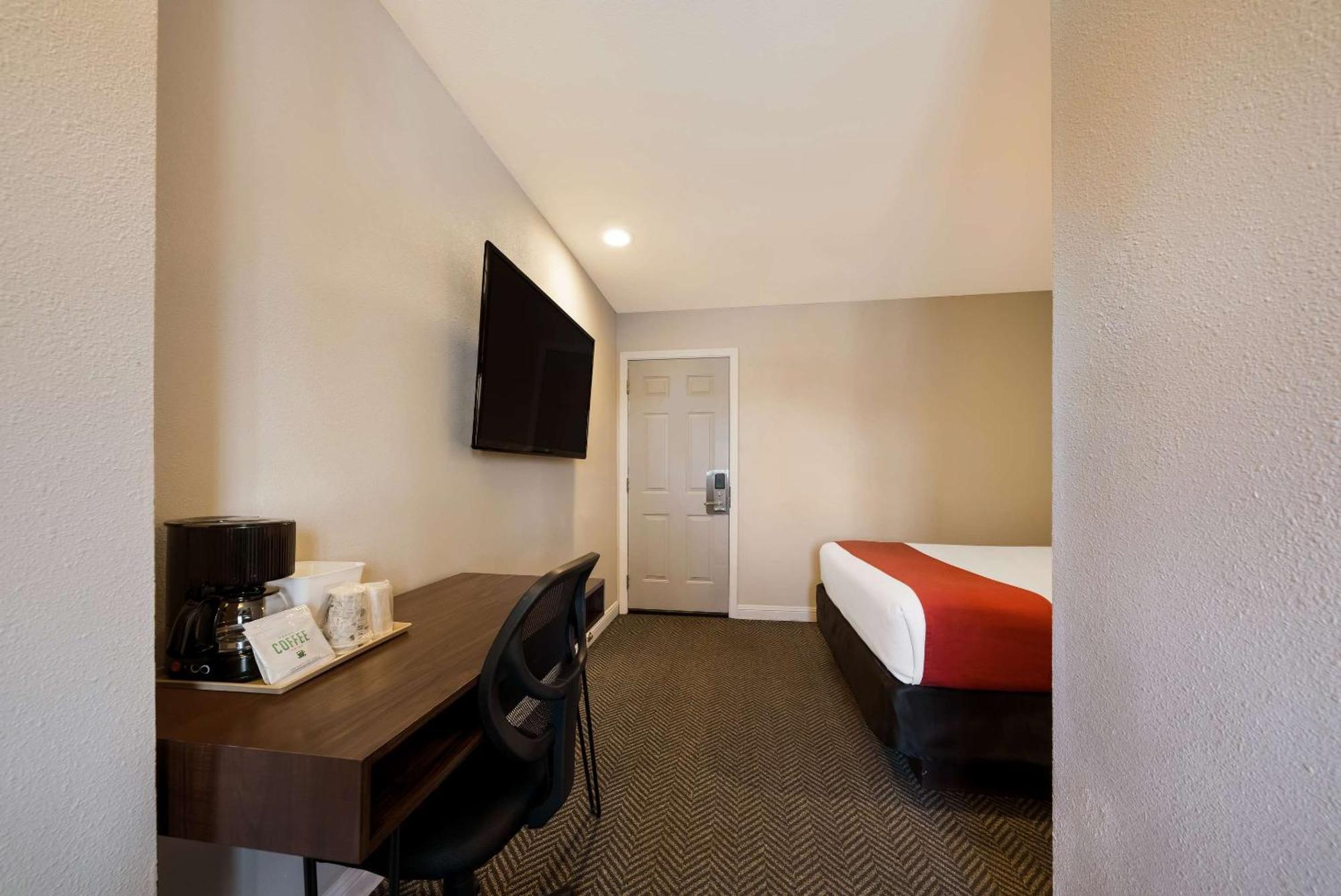 Rodeway Inn South San Francisco Airport Экстерьер фото